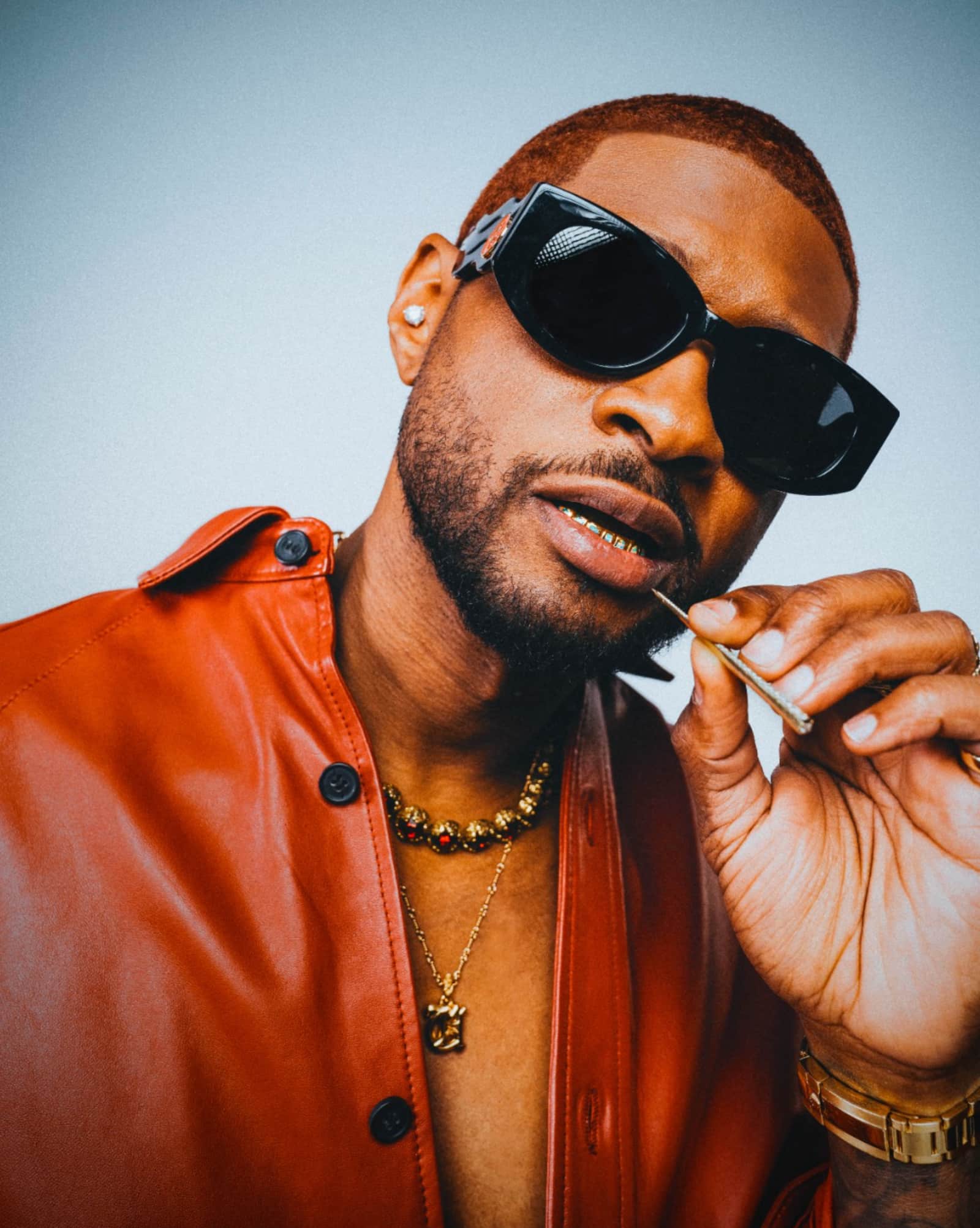 Usher at Little Caesars Arena Tickets