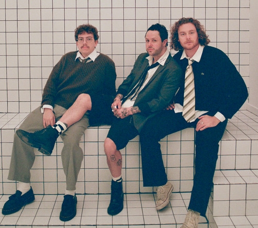 Billets lovelytheband