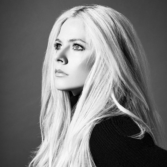 Avril Lavigne at Huntington Bank Pavilion Tickets