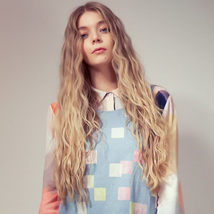 Becky Hill en The Wardrobe Tickets