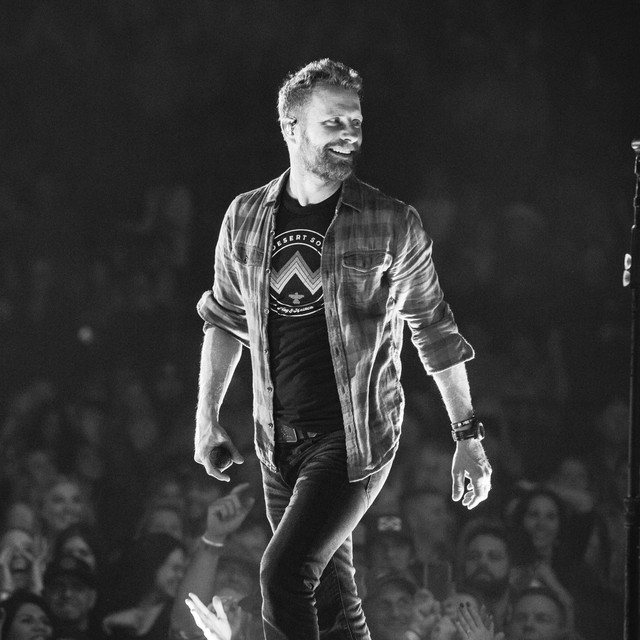 Dierks Bentley at Van Andel Arena Tickets