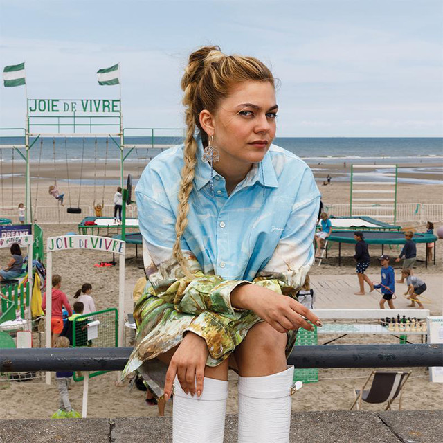 Louane at Grimaldi Forum Tickets