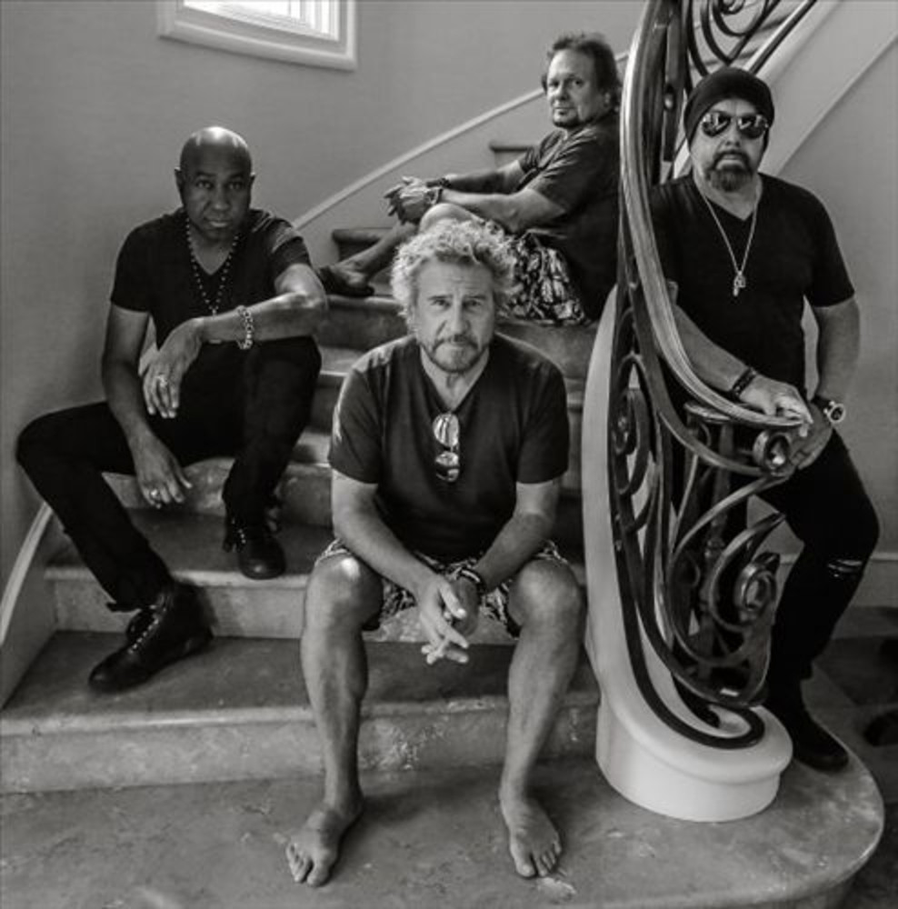 Sammy Hagar And The Circle Crazy Times Tour With George Thorogood Al 