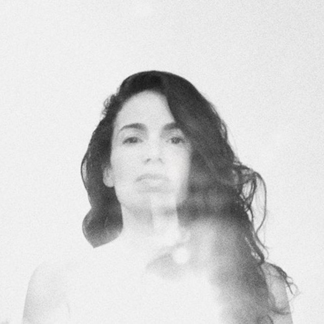 Yael Naim at Theatre de Bethune Tickets