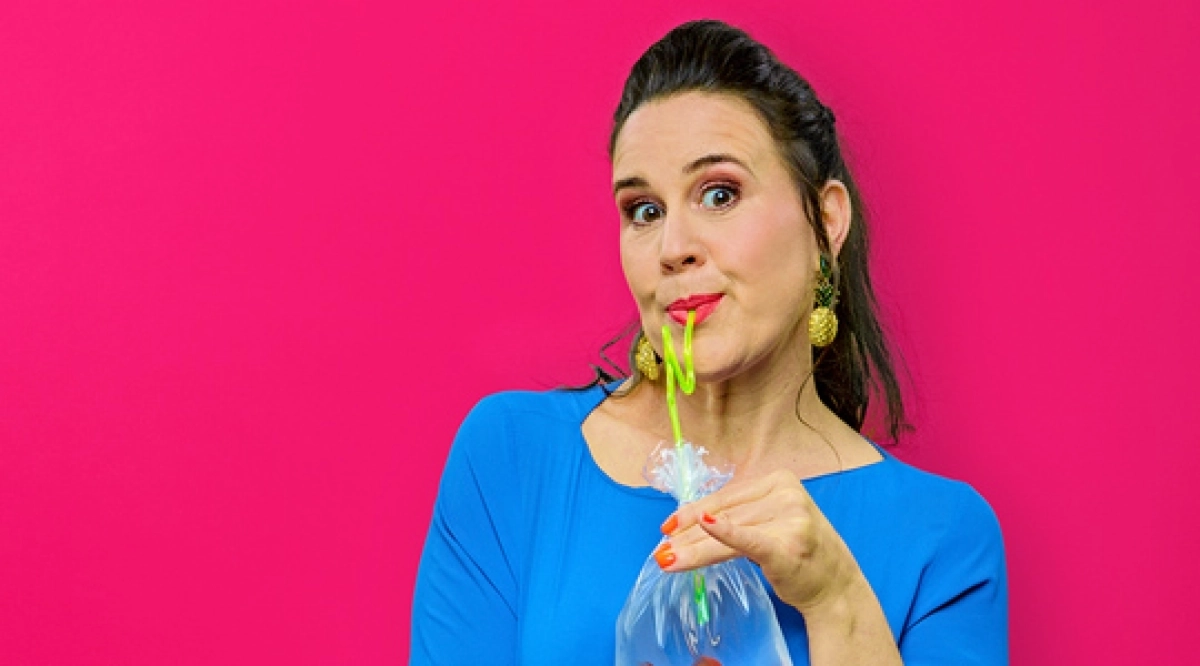 Antonia de Rendinger at Theatre Le Colbert Tickets