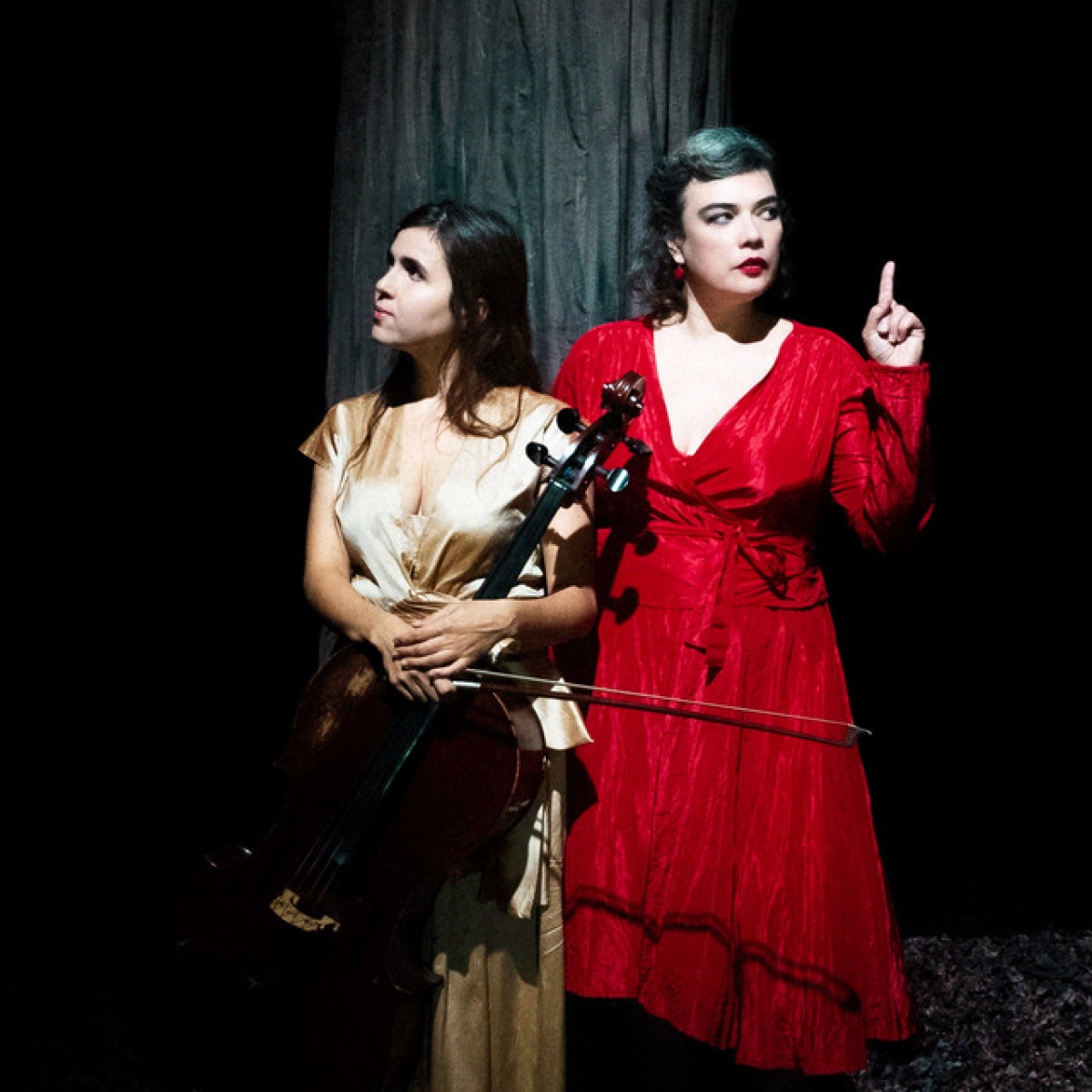 Birds on a Wire en Paul B Massy Tickets