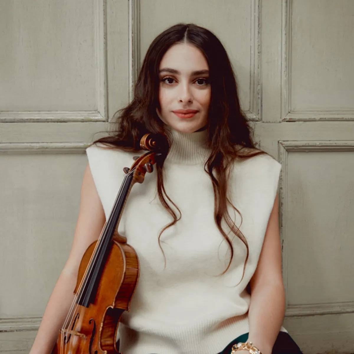 Esther Abrami en Auditorium de La Louviere Tickets