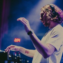 Joris Delacroix en La Nef Tickets