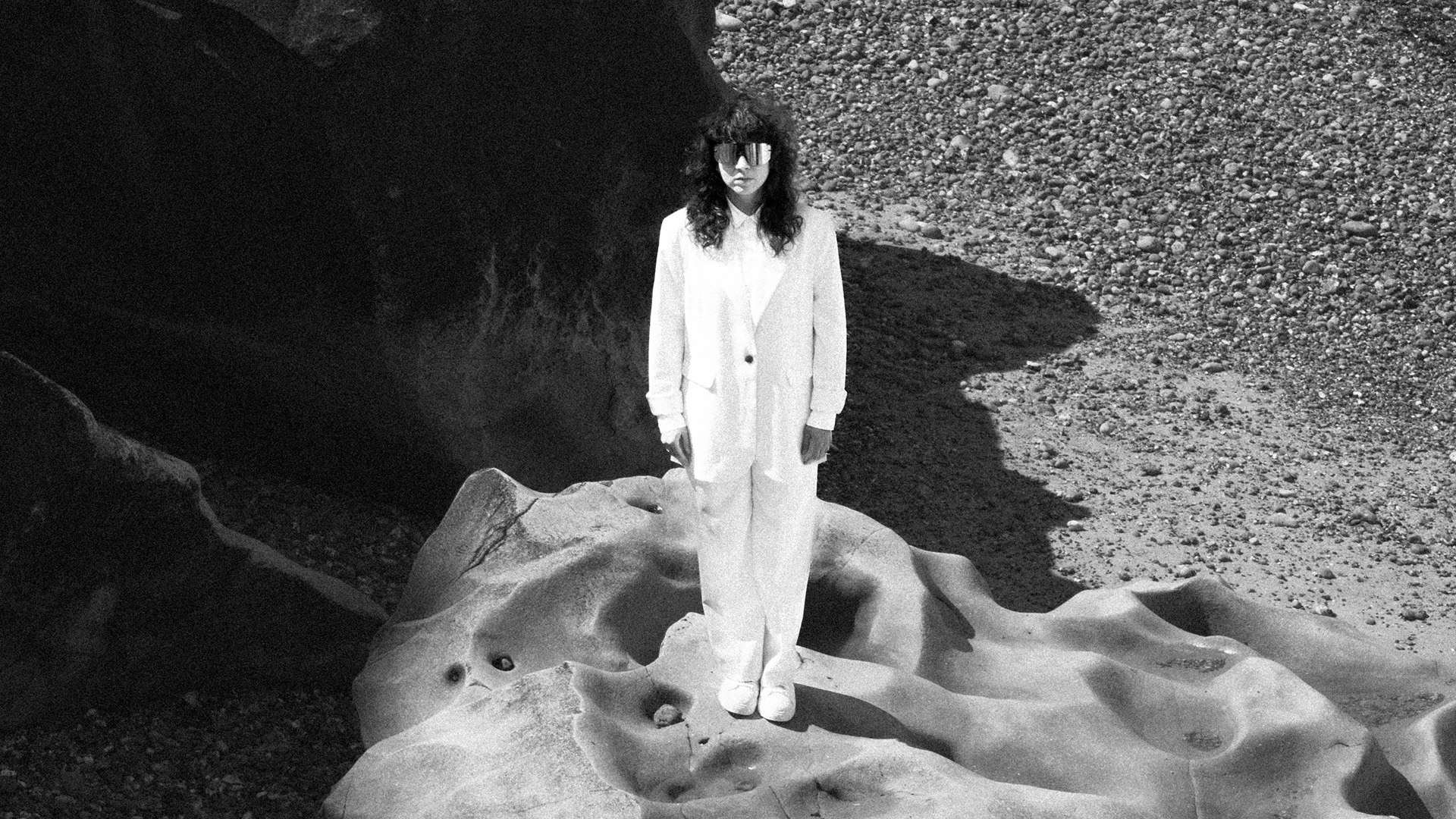 Laura Cahen - Caiman at Club Bellevue Tickets