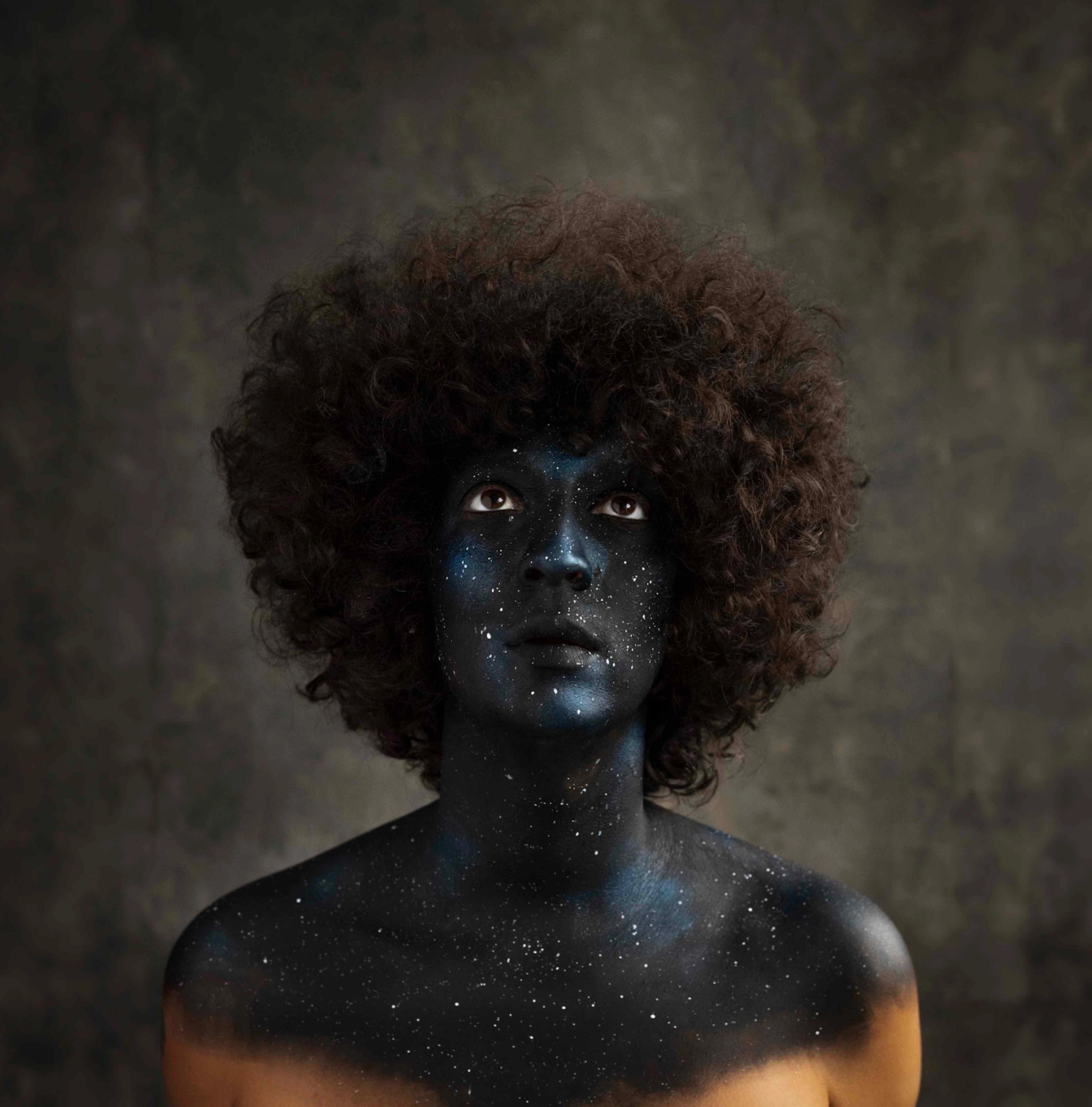 Leonie Pernet en Hydrophone Tickets