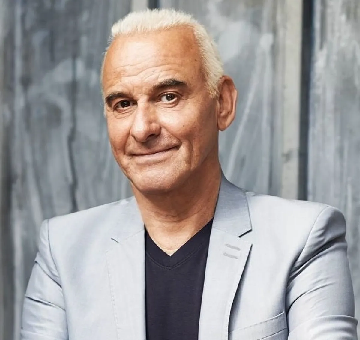 Michel Fugain at Espace 2015 Tickets