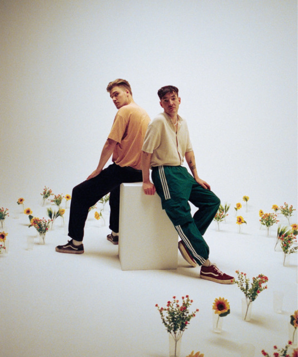 RAUM27 in der LOGO Hamburg Tickets