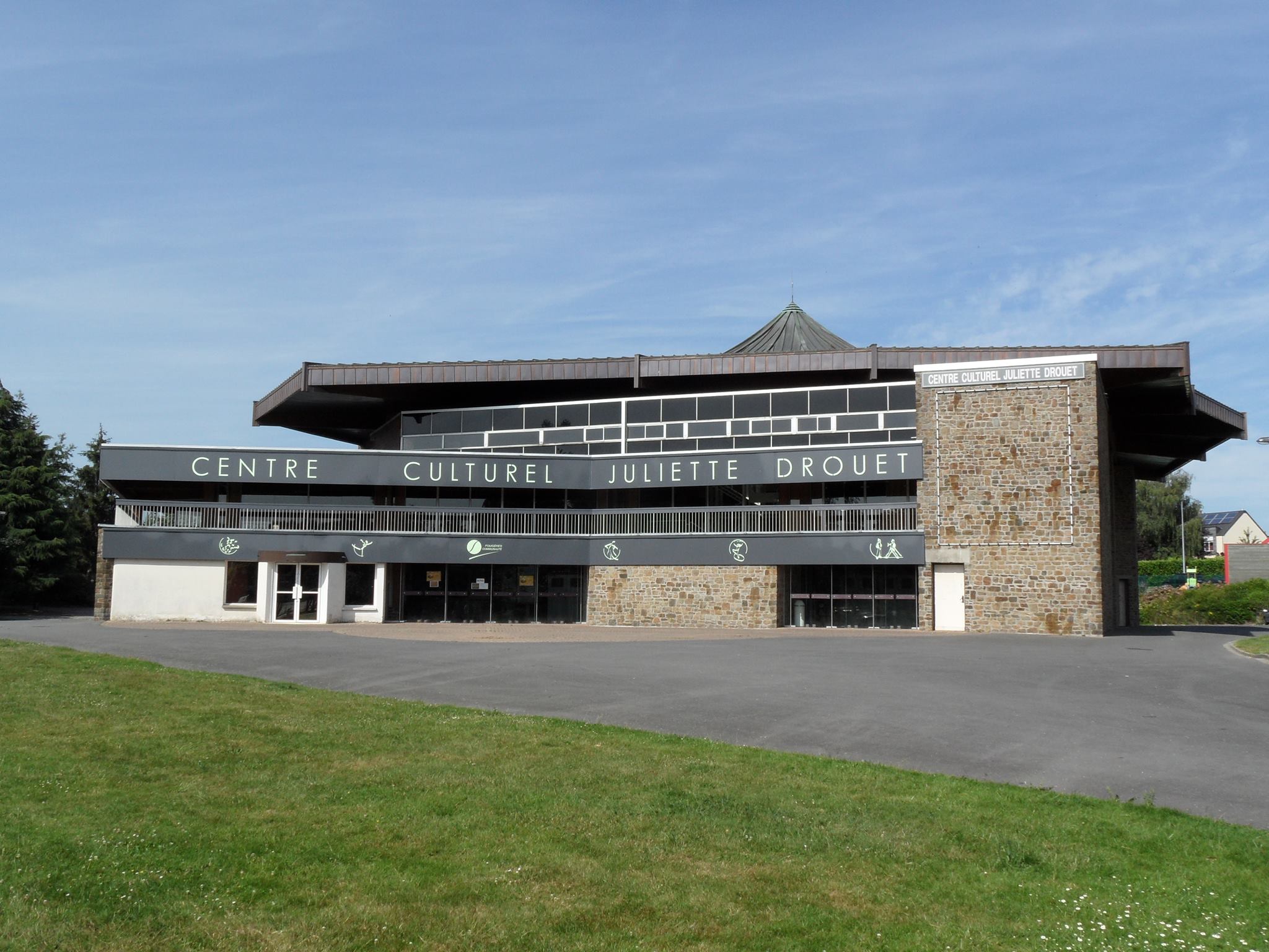 Centre Culturel Juliette Drouet Tickets